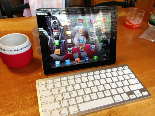 iPad2とBluetoothキーボードでパソコンみたいに-20130514