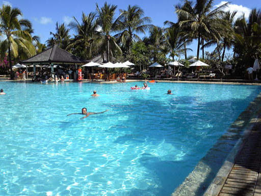 20090118 プールの親子